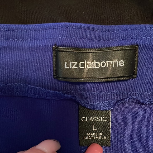 Shorts - Picture 4 of 4